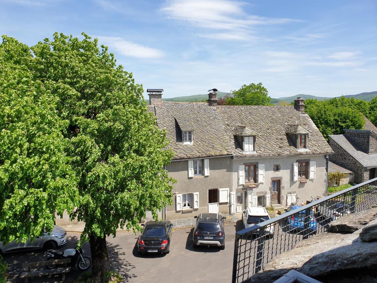Logis Hotel Restaurant & Spa Les Remparts Салерс Екстериор снимка