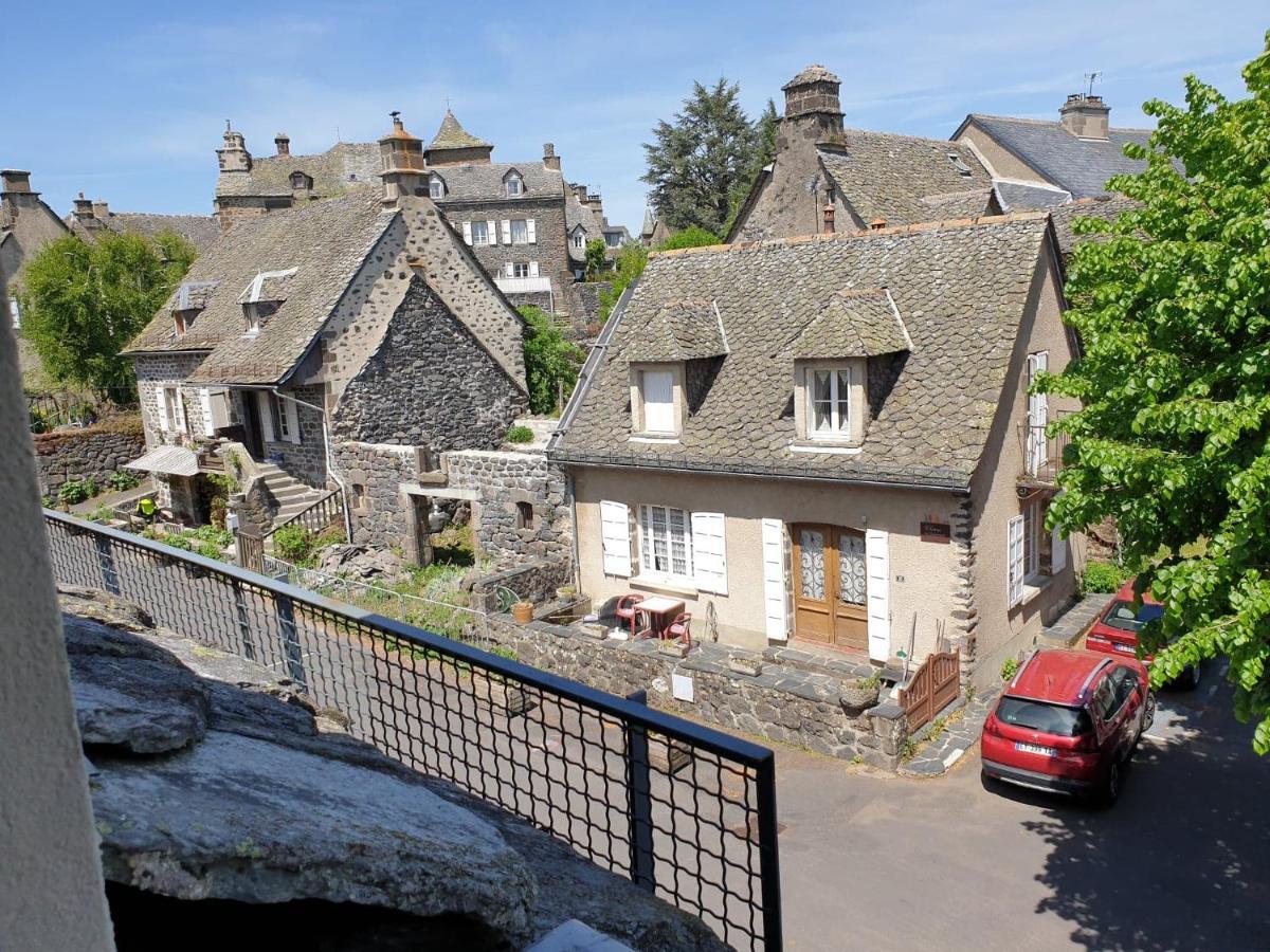 Logis Hotel Restaurant & Spa Les Remparts Салерс Екстериор снимка