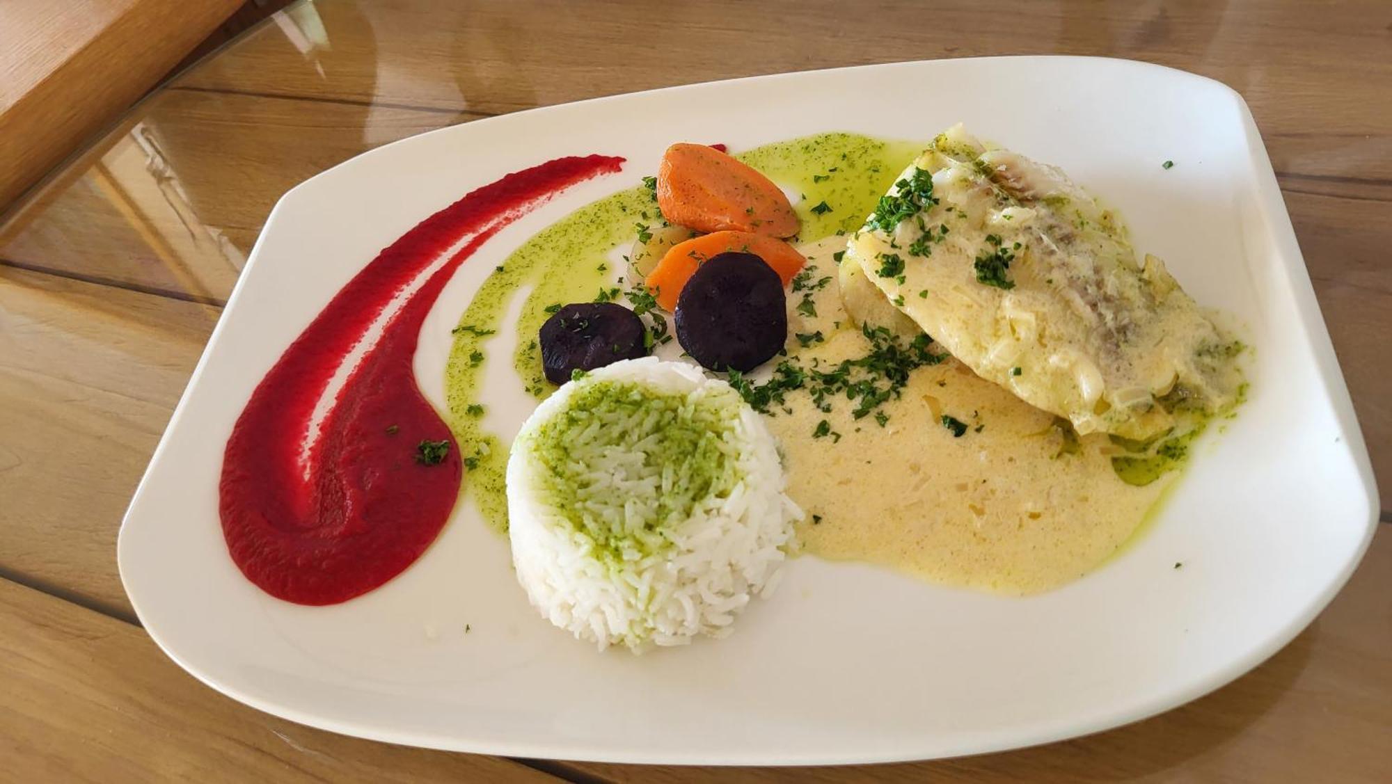 Logis Hotel Restaurant & Spa Les Remparts Салерс Екстериор снимка
