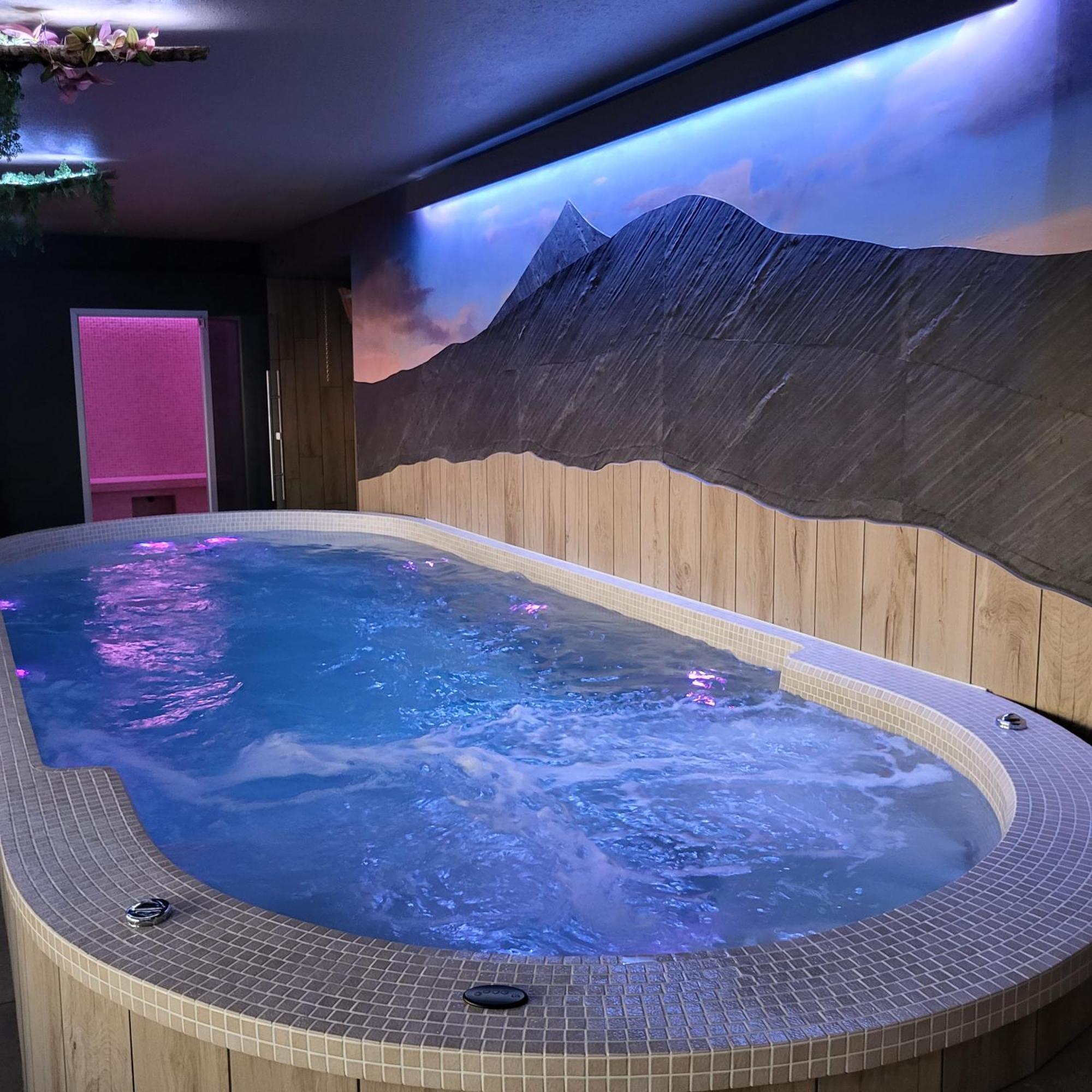 Logis Hotel Restaurant & Spa Les Remparts Салерс Екстериор снимка