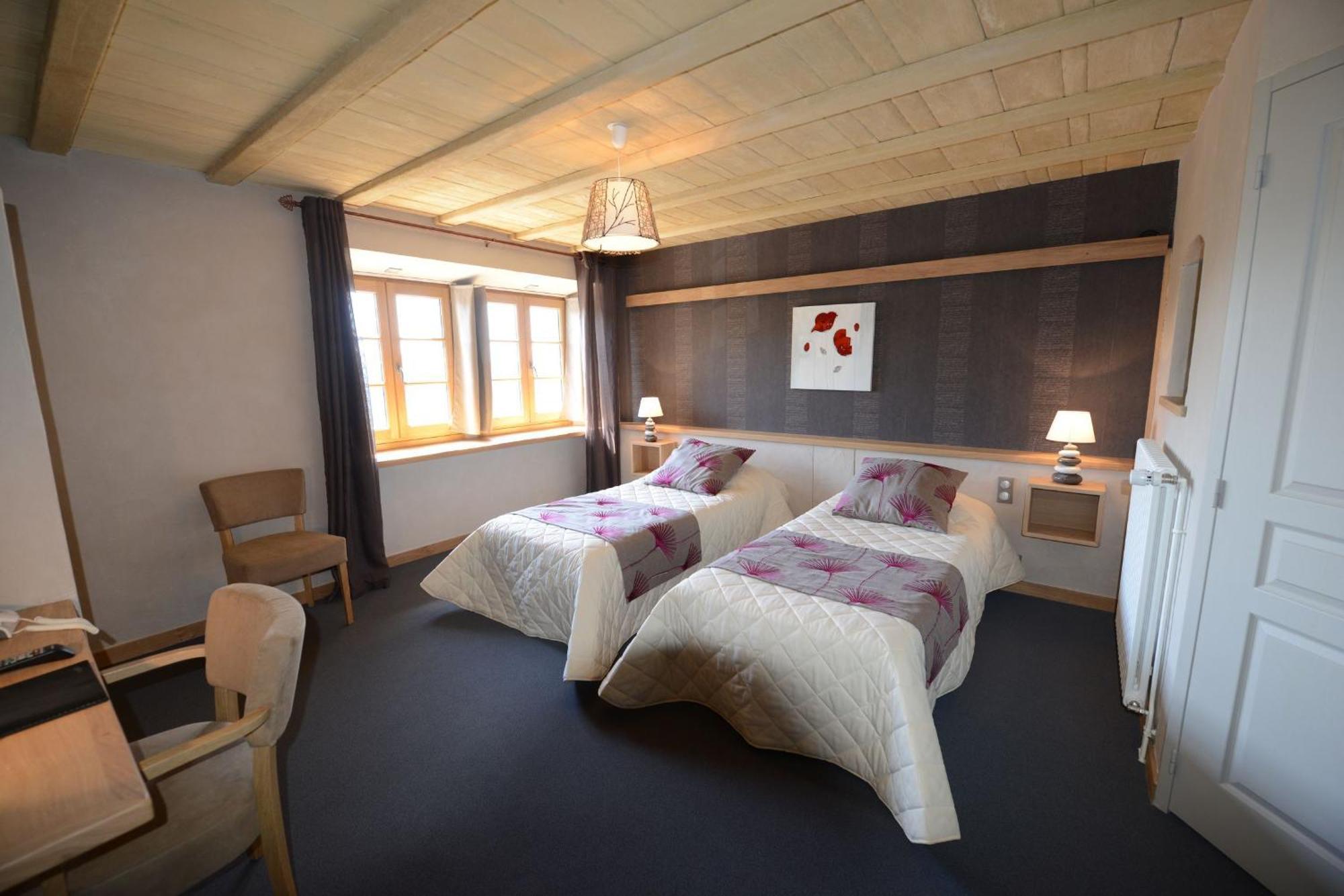 Logis Hotel Restaurant & Spa Les Remparts Салерс Екстериор снимка