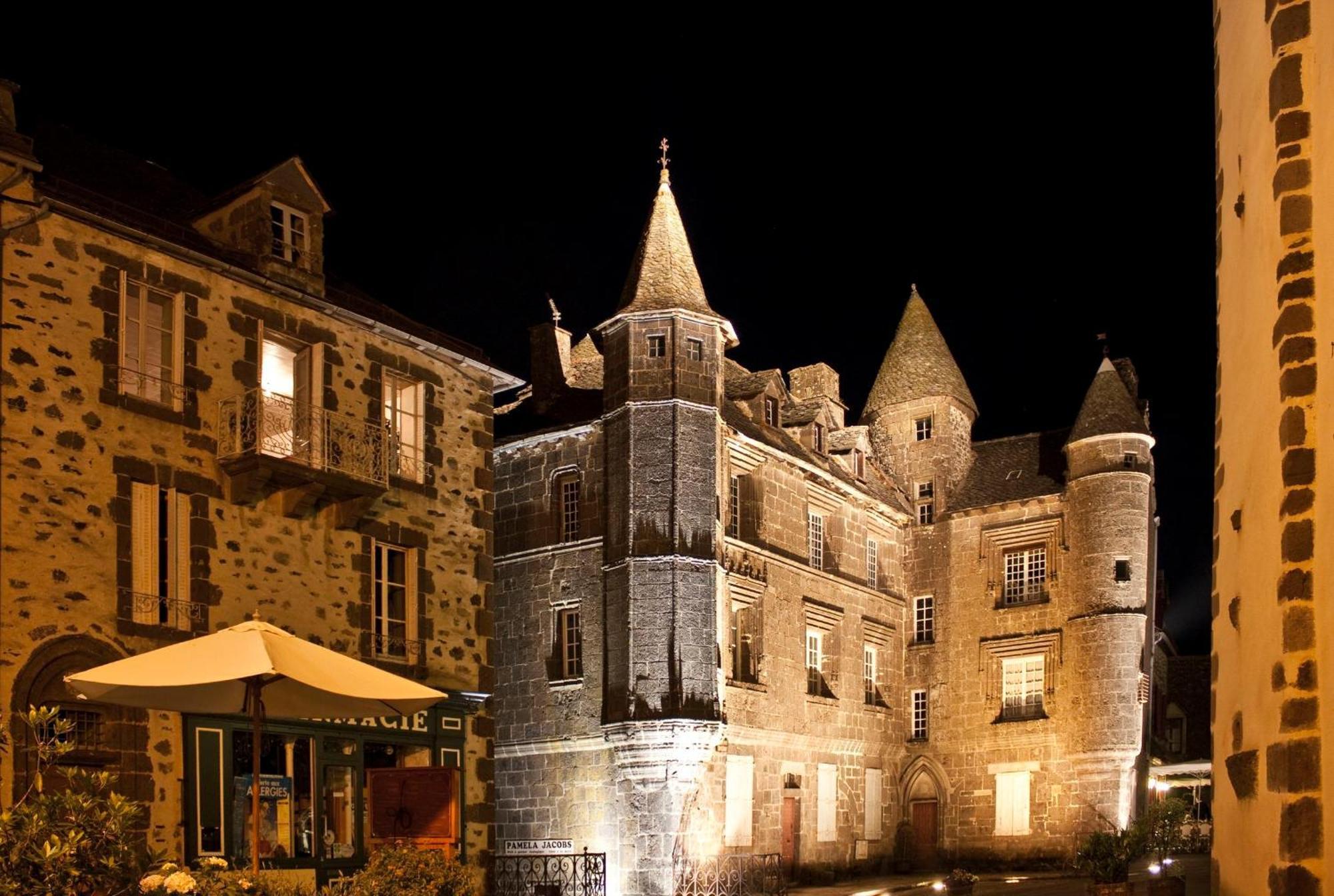 Logis Hotel Restaurant & Spa Les Remparts Салерс Екстериор снимка